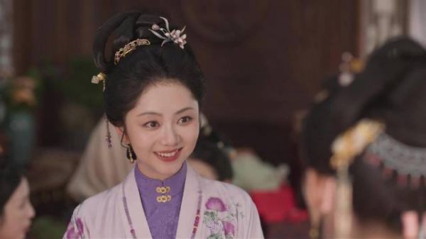 兰香为四妹添妆,赠《律令直解》与米铺