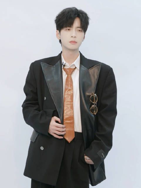 蒲熠星加盟一站到底少年季2,今晚半决赛见证官登场