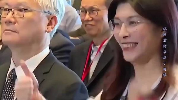 郑丽文能走上巅峰,背后藏5位贵人!最后两位是政坛压舱石