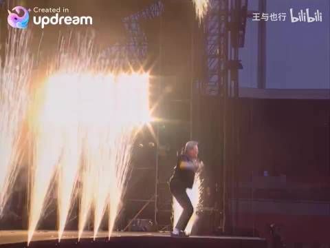 你看黄仁勋的皮衣终于派上了用场不是哈哈哈哈哈哈