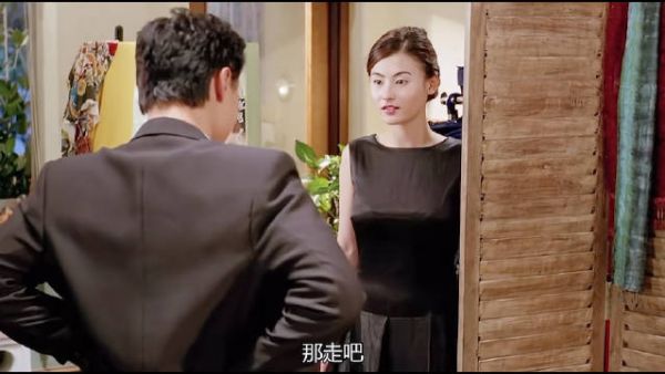 从炽热相爱,到争吵不断,珍妮拼尽全力想要留住这段感情,卑微地挽回…