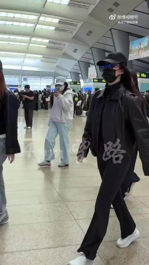 众所周知刘亦菲是个形容词 期待住了