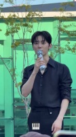 天生优越黄旼炫 261008 MCD Mini FM 饭拍视频一则 hwanggg89