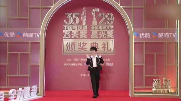 亮相先跟签字笔打了一架！可太难了