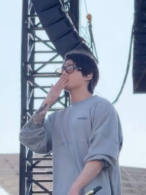飞吻 ‪261009 BTS世巡 秘鲁利马演唱会Day2‬ ‪‬