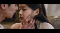 总要亏欠彼此些什么吧，这样才有理由，生生世世，纠缠不清…