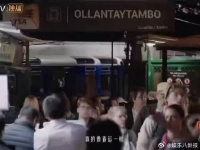 势均力敌的颜值太加分，简单几句对话，现偶那味儿一下子就到位了