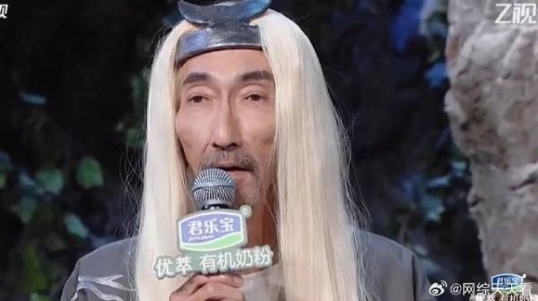 车保罗演了一辈子配角 台上这番话太励志,全场演员都忍不住落泪!