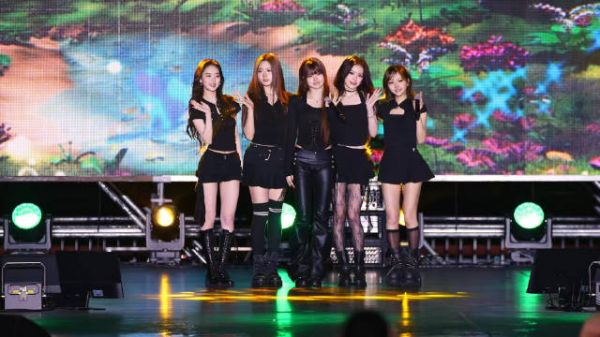 中字《Pop Off Pop Off + 404 (New Era)》261016 元气满满的周末酷飒舞台!