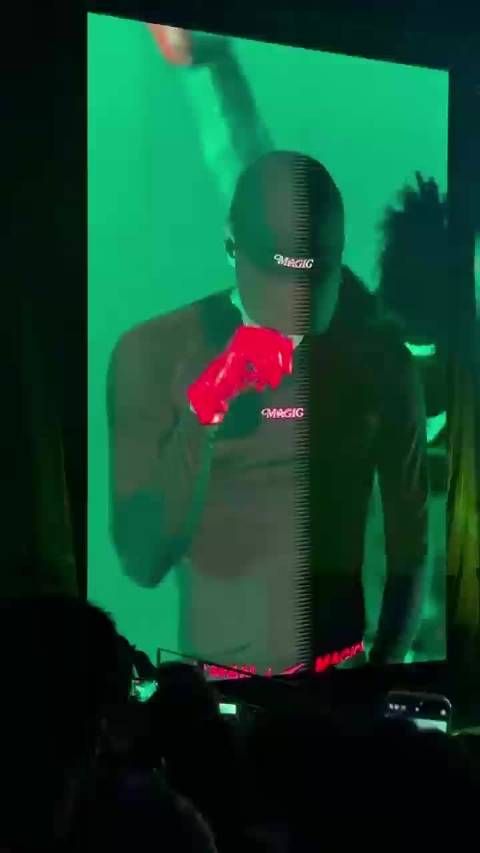 王嘉尔以扎实舞蹈功底撑起MAGICMAN2巡演舞台