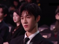 李昀锐回应脱粉绝无可能 追星是追逐被点亮的自己