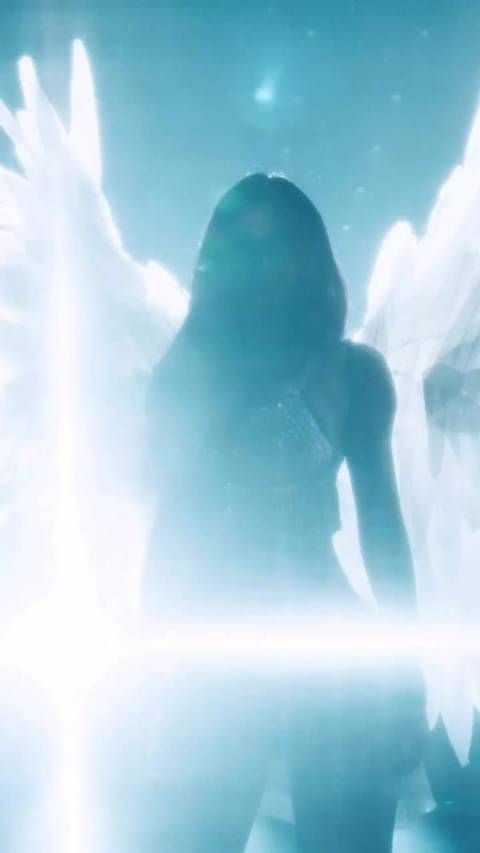 凯莉·詹娜身穿5000万美元维密Fantasy Bra亮相大秀