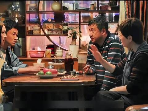 这个婆婆一天八百个心眼子,全在小两口身上