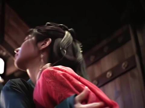 表哥待人的差别对待毫不掩饰,为难、苛责给外人,庇护、温柔留给心上人…