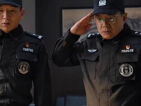 特警队每一个人都凑钱修训练场·郭局都加入了!