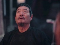 姓裴，还是侍郎，还有这个年纪，骂卢凌风，他也只能受着 杨旭文