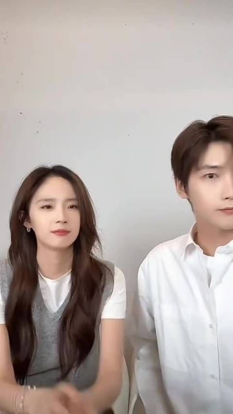 2023年底:合作《我的差评女友》结缘