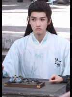 龚俊天使脸孔魔鬼身材，妈粉依然多