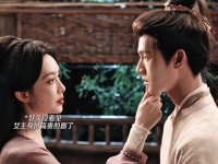 暮晚摇言尚初见即吻，主动权与掂量交织