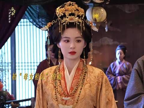 恨是铺天盖地的委屈,爱是万般难言,终只剩泪眼相对
