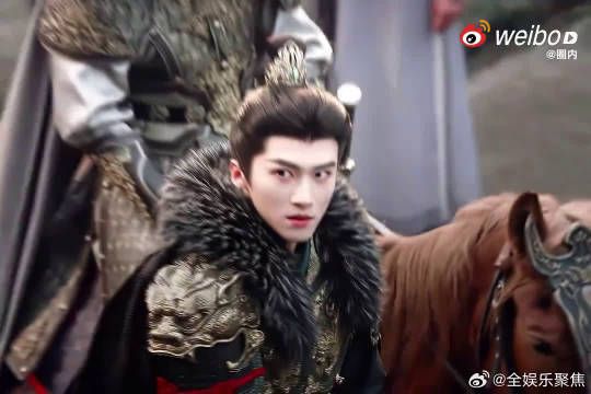 原来陆濯这个角色来之不易,闫桉七次试镜,一点点贴合人物气质,诚意满满