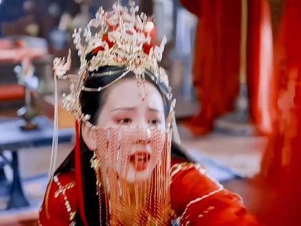 “我是你的妻子,怎忍弃我于不顾?” ○ 叶冰裳×萧凛