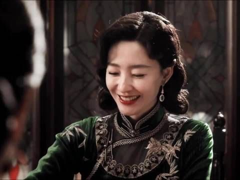 王丽坤演陈晚荞，玉簟秋中眼神藏心机