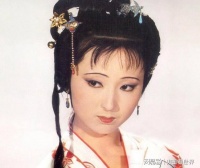 “林黛玉”陈晓旭：三段感情两次婚姻患癌拒医，夫妻双双出家！
