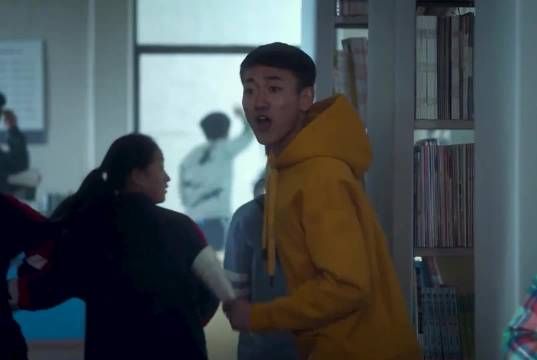 悲伤逆流成河原著读书时至少看了5次
