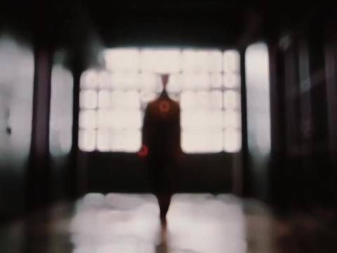 世间哪里有什么神明,不过是许多血肉之躯的凡人!