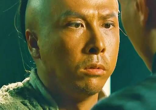 小人贪利泄密引滔天祸事清廷死士竟集结磨刀