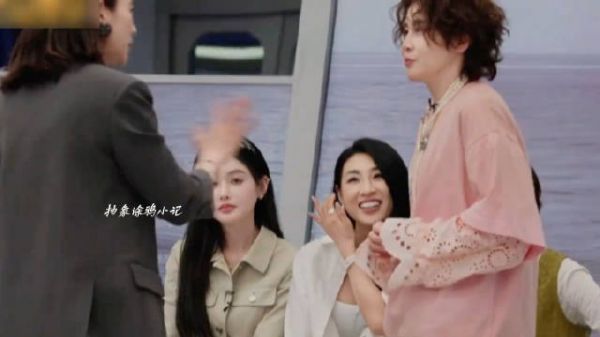 王濛和袁咏仪这段跨频道对话真的好好笑