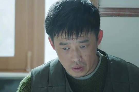 秦明发现发小父亲是杀母仇人