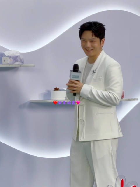 又聪明又幽默